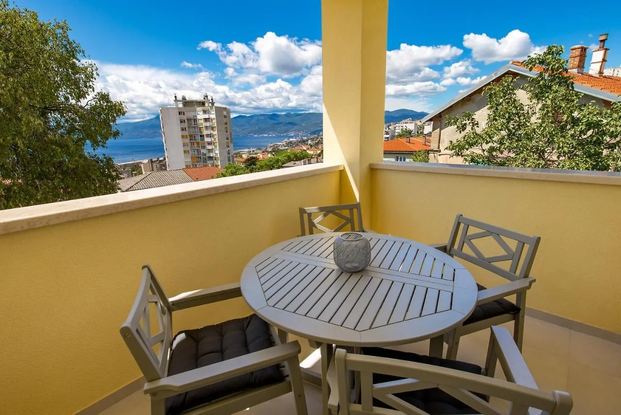 Apartment Apartmants Belvedere Rijeka