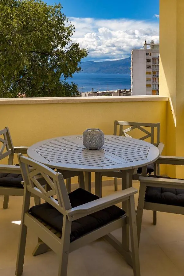 Apartment Apartmants Belvedere Rijeka Croatia